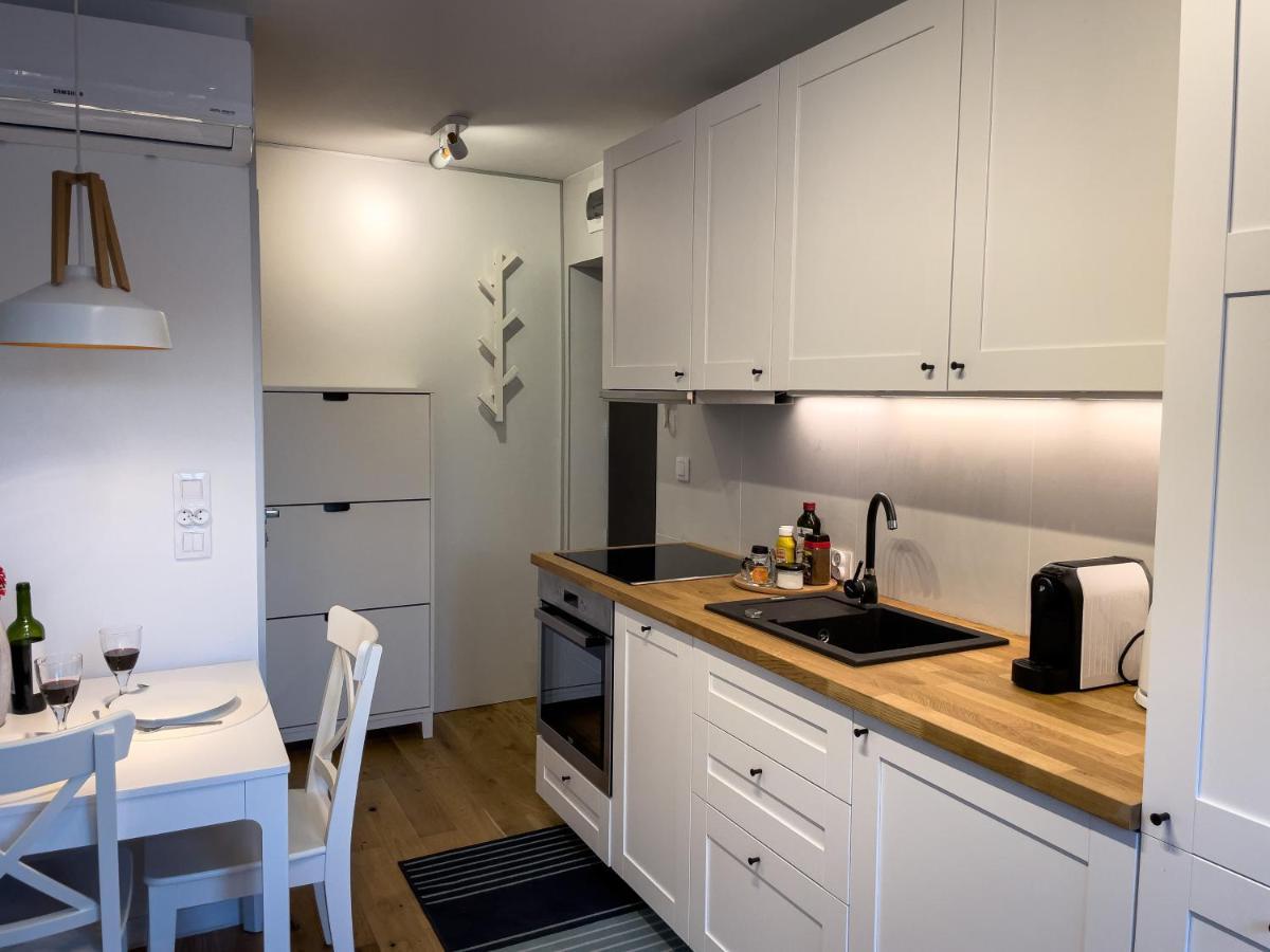 Urban Apartments Studio No 4A, Free Private Parking, Self Check-In خوجوف المظهر الخارجي الصورة